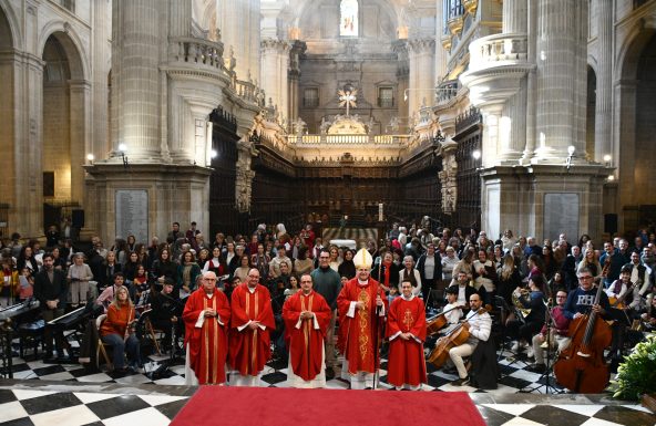 La Catedral de Jaén resuena con la voz de 250 cantores en el Jubileo Diocesano de los Coros