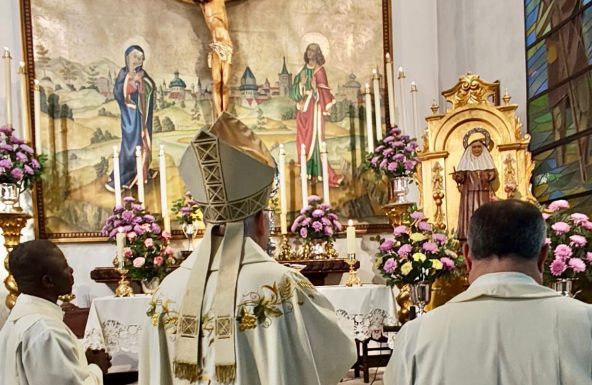 El Obispo preside el triduo de Santa Ángela de la Cruz en Villacarrillo