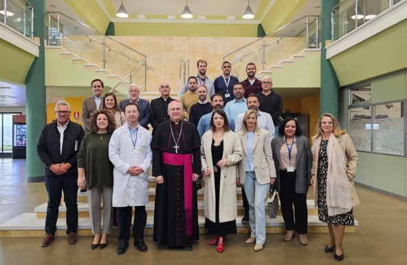 El Obispo visita Andaltec y se reúne con la Asociación de Empresarios de Martos