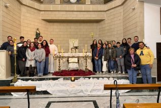 Los Kairós de Mengíbar oran por las víctimas del accidente de tren en Adamuz