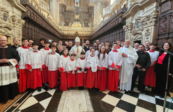 El Obispo de Jaén invita a vivir el Bautismo como fuente de identidad cristiana