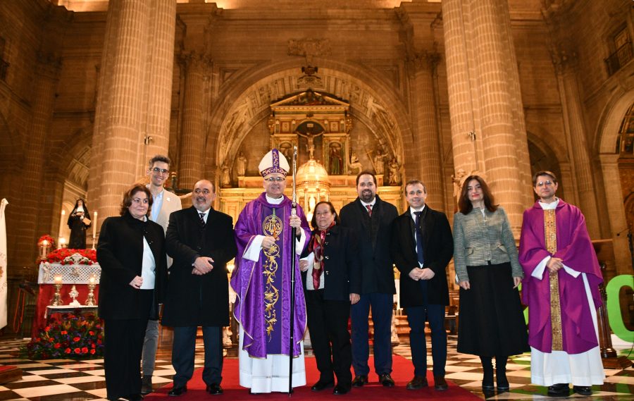Vedruna conmemora 200 años con una Misa de acción de gracias en la Catedral