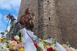 Torredonjimeno se vuelca con la llegada de la Virgen de la Cabeza en una histórica Misión Mariana 