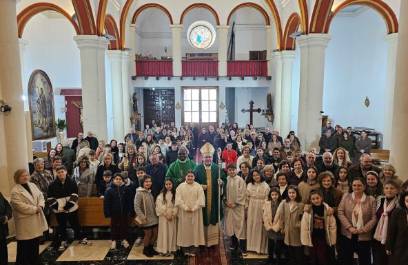 El Obispo visita la parroquia de Nuestra Señora de Los Ángeles de Carchelejo