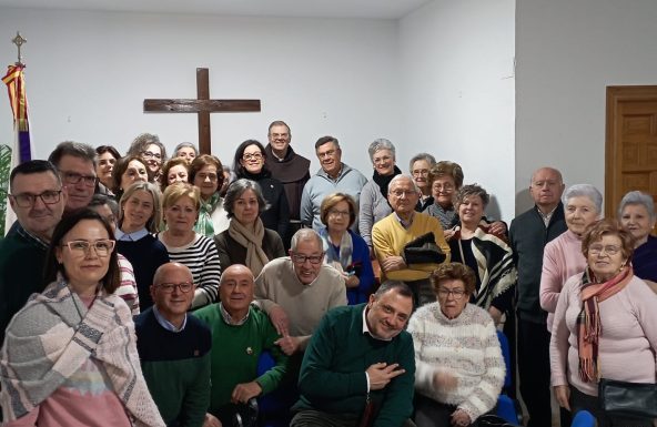 Oración y fraternidad en el retiro cuaresmal de la Adoración Nocturna en Jaén