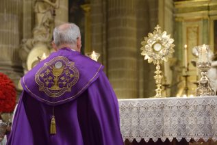 Adoración, oración y reconciliación en las 24 horas para el Señor