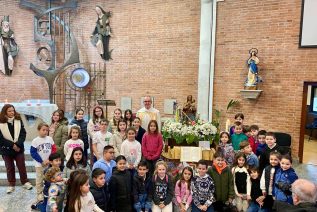 La comunidad parroquial de La Inmaculada y San Pedro Pascual acoge con gozo la visita de la Virgen de la Cabeza Peregrina
