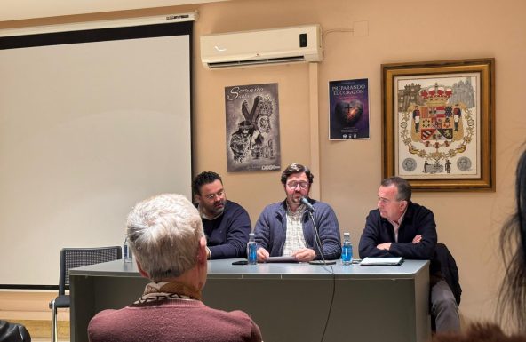 La Carolina acoge la primera charla cuaresmal, una invitación a preparar el corazón para la Semana Santa