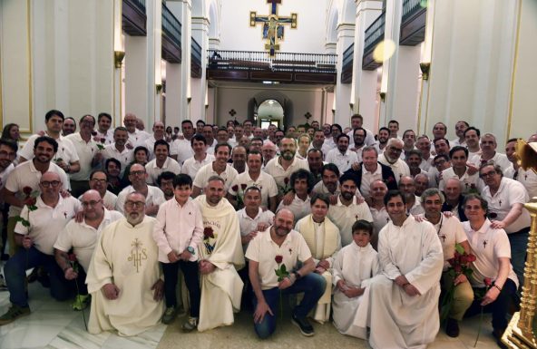 35 hombres participan en otro retiro de Emaús