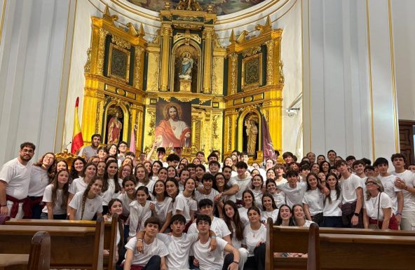 Los jóvenes descubren el verdadero rostro de Cristo