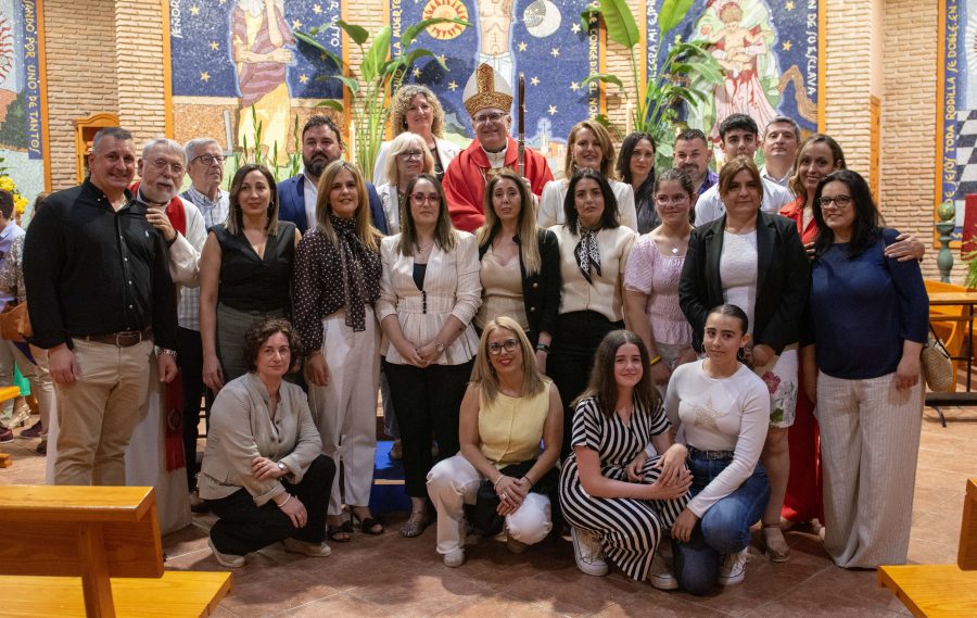 La parroquia de Santo Tomás de Úbeda celebra con gozo el don del Espíritu Santo