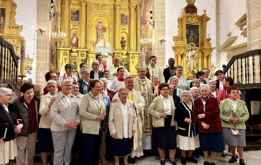 Eucaristía de acción de gracias por los 141 años de presencia de las Hermanas Mercedarias de la Caridad en Villacarrillo