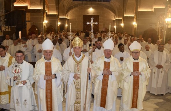 Don Sebastián participa, con las diócesis de Almería, Cartagena y Guadix, en la fiesta de San Juan de Ávila en Huércal-Overa