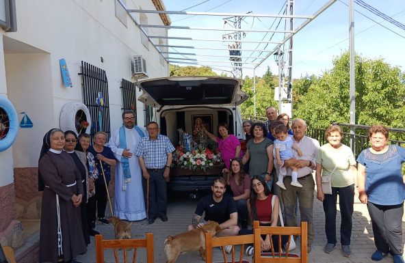 Visita de la imagen peregrina de la Virgen de la Cabeza a las parroquias de Santiago-Pontones