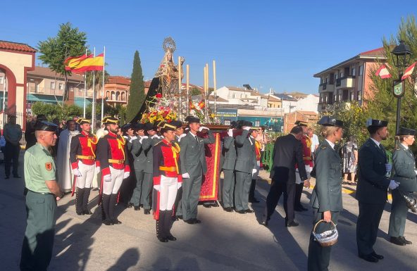 La Academia de la Guardia Civil acoge a la Virgen del Alcázar en una visita histórica